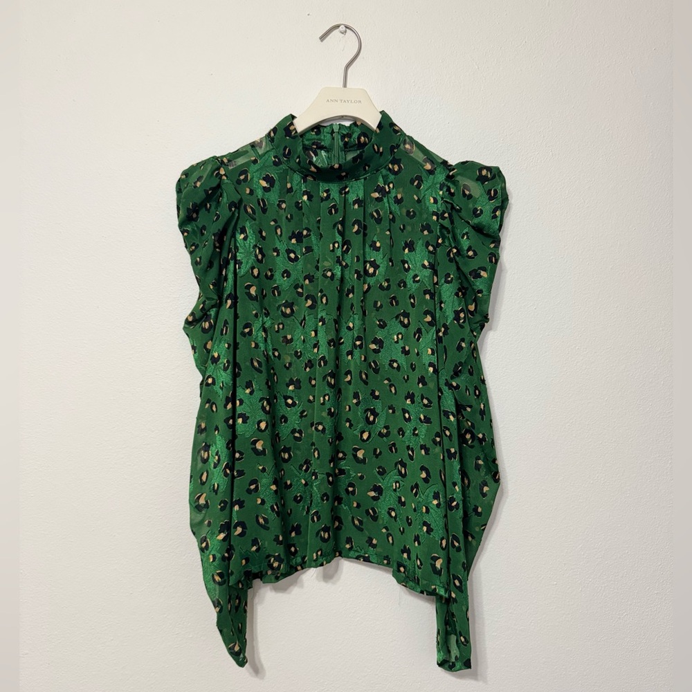 Elegant Emerald Leopard Print Blouse